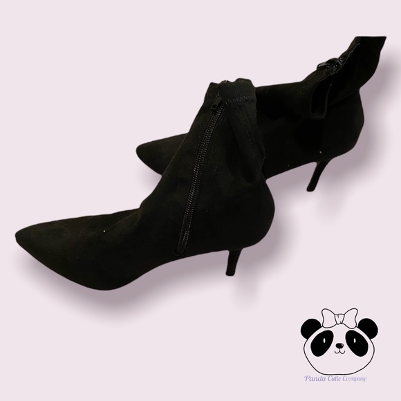 ❤️ 2 for $19 - Black micro-suede ankle boots, 7.5 - Picture 3 of 6